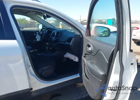 2021 Jeep Cherokee Latitude 4X4 из США, поврежденный, VIN 1C4PJMCB2MD172223